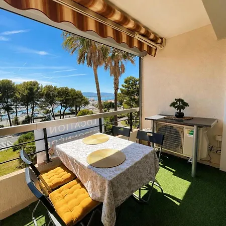 Appartement Terrasse Face A La Mer, Proche De Tout,climatise Au Calme *