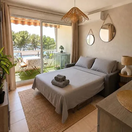 Apartmán Terrasse Face A La Mer, Proche De Tout,climatise Au Calme